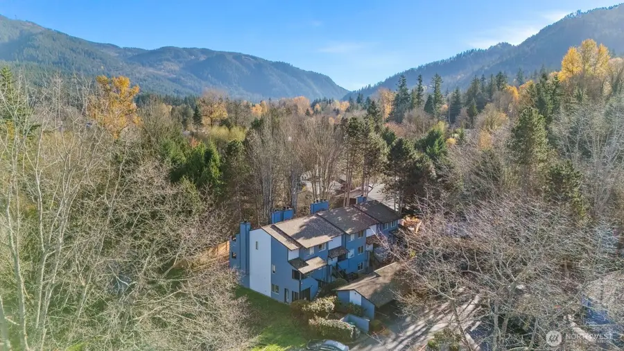 170 Newport Way Nw #D32, Issaquah, WA 98027 - Image #2