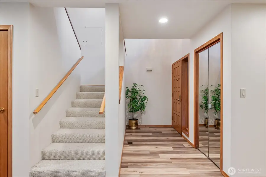 2955 Glenwood Drive #8, Longview, WA 98632 - #3