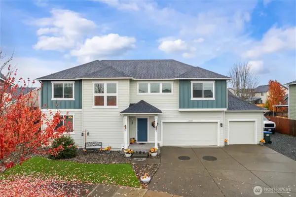 10004 Greenbrier Court Se, Yelm, WA 98597