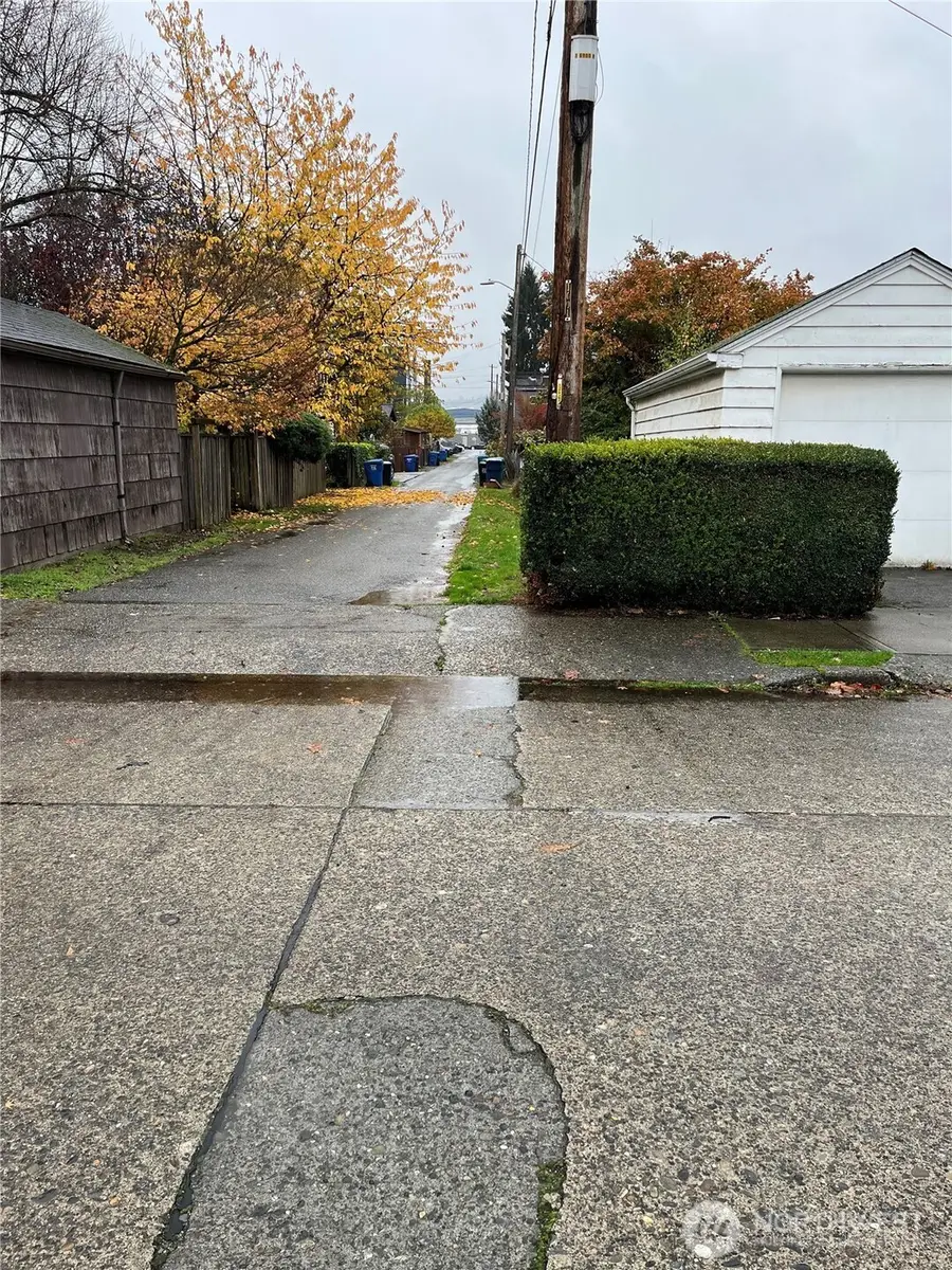 6900 S Flora Avenue, Seattle, WA 98108 - Image #3