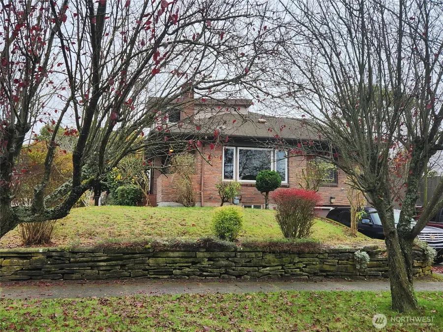 616 S 63rd St, Tacoma, WA 98408 - Image #2