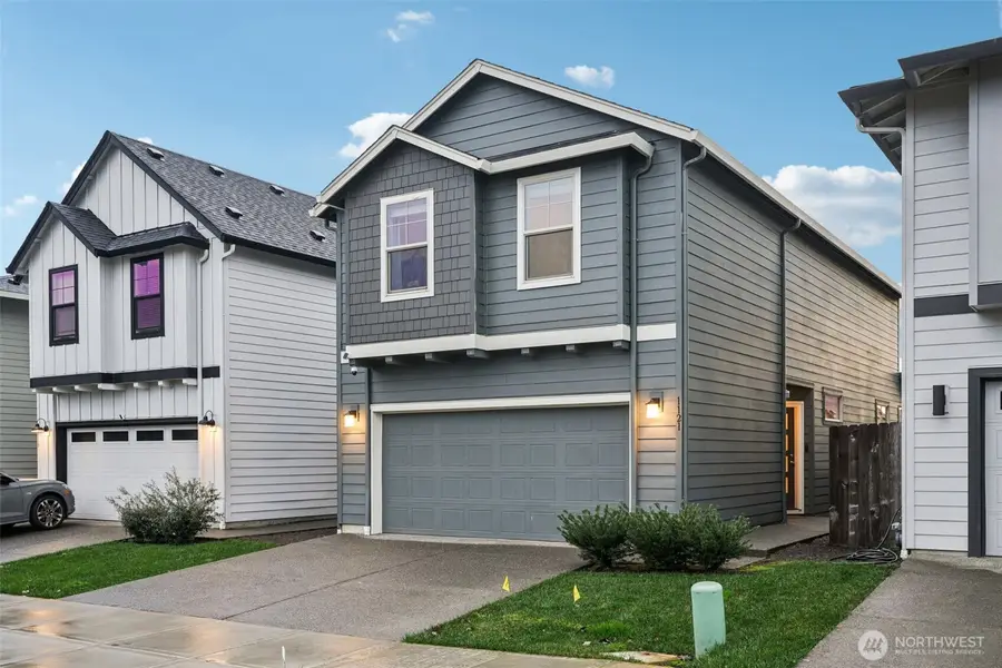 1121 N Auburn Place, Ridgefield, WA 98642 - #2