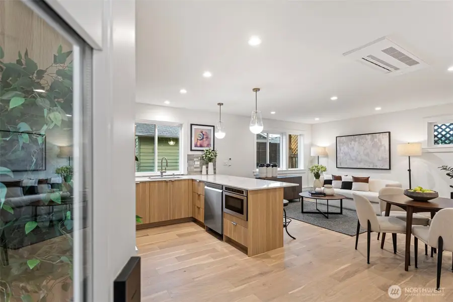 8003 25th Avenue Nw, Seattle, WA 98117 - Image #3