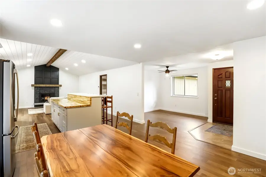 18263 10th Avenue Ne, Poulsbo, WA 98370 - Image #3