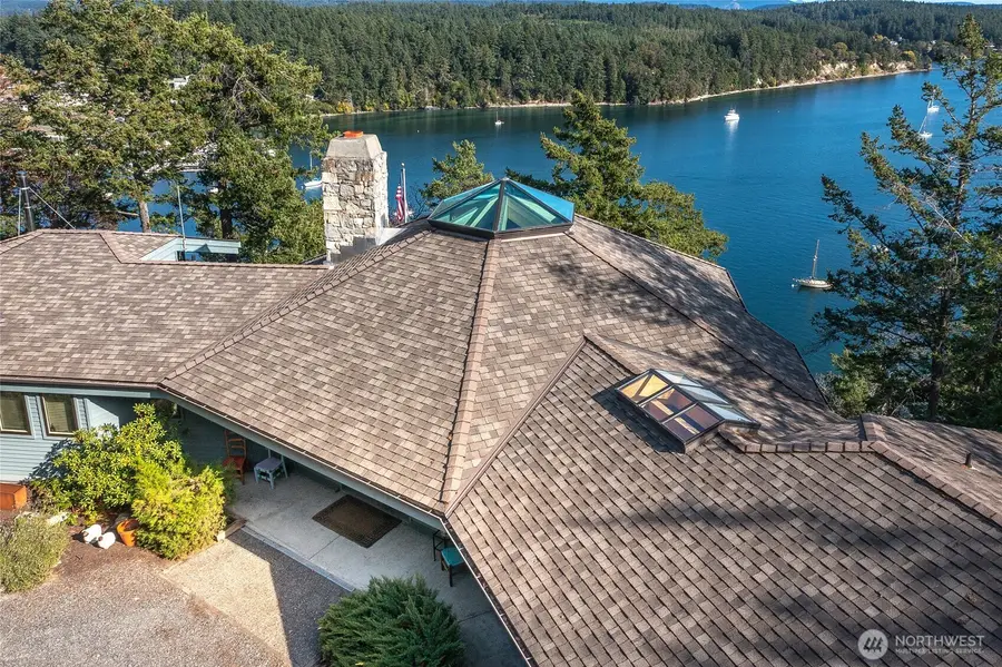 573 Harborview Lane, Eastsound, WA 98243 - Image #2