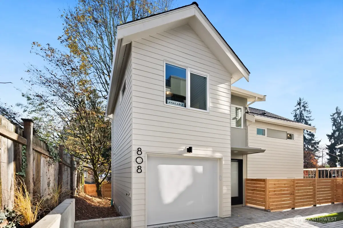 808 34th Avenue, Seattle, WA 98122 - Image #1