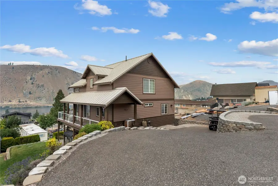 585 Entiat Place, Orondo, WA 98843 - Image #2