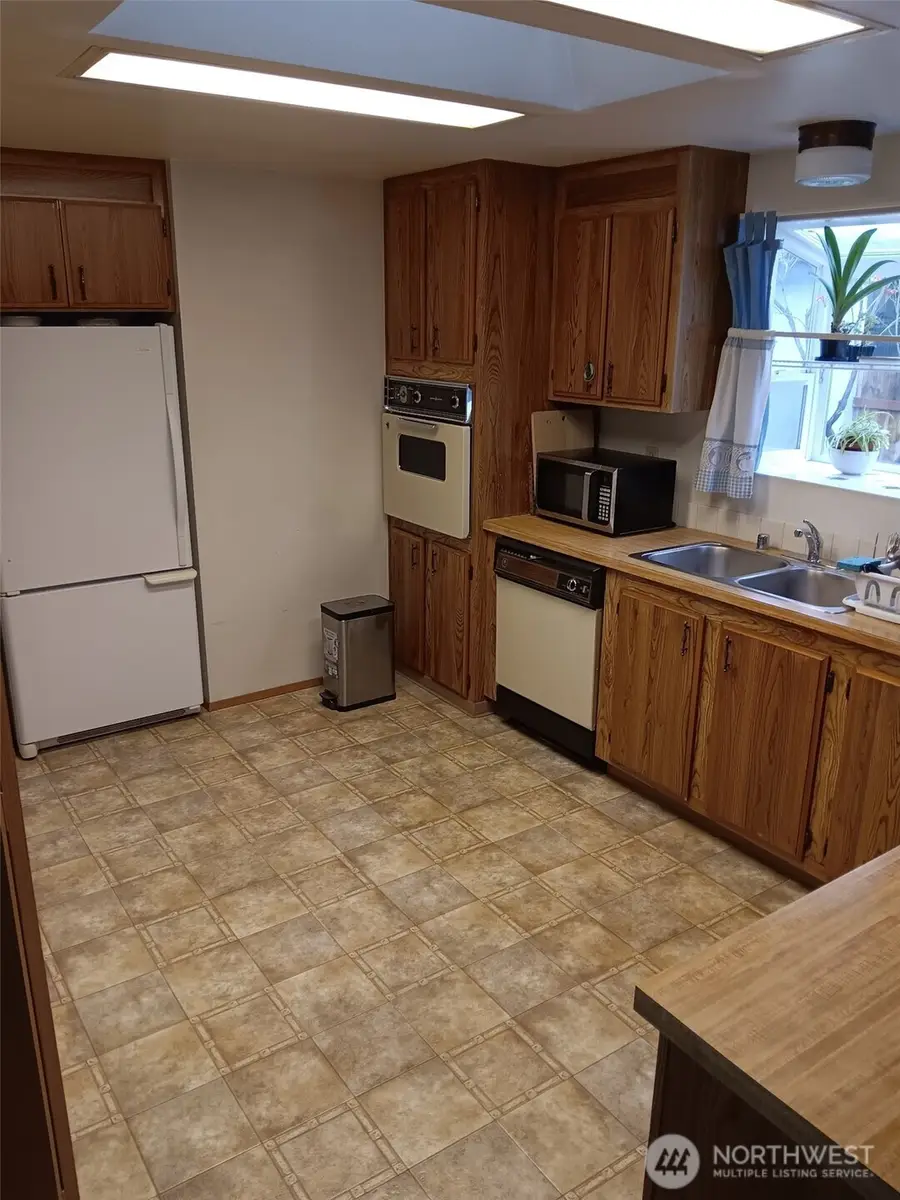 707 37th Street Se #17, Auburn, WA 98002 - Image #3