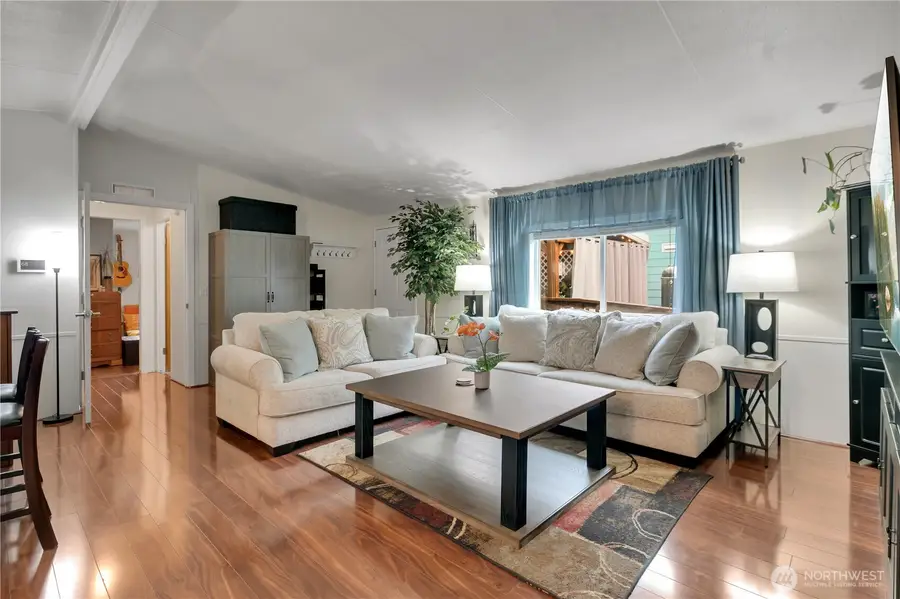 15271 Oak Drive, Renton, WA 98058 - Image #3