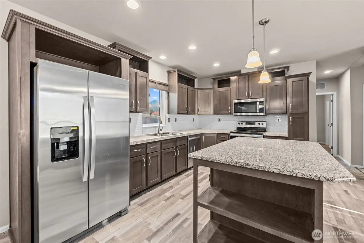 906 Valley Avenue, Chewelah, WA 99109 - Image #1