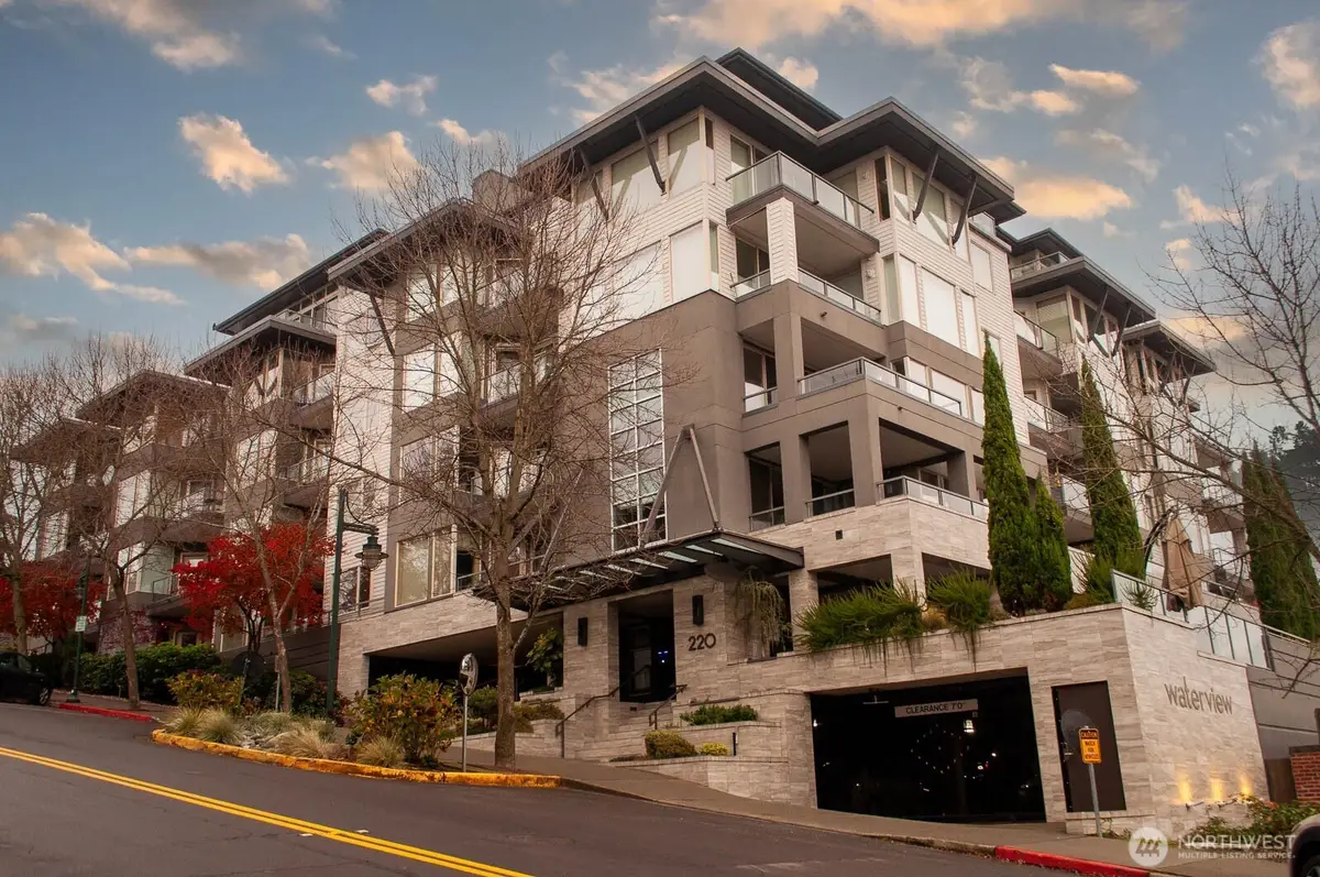 220 1st Street #306, Kirkland, WA 98033 - Image #1