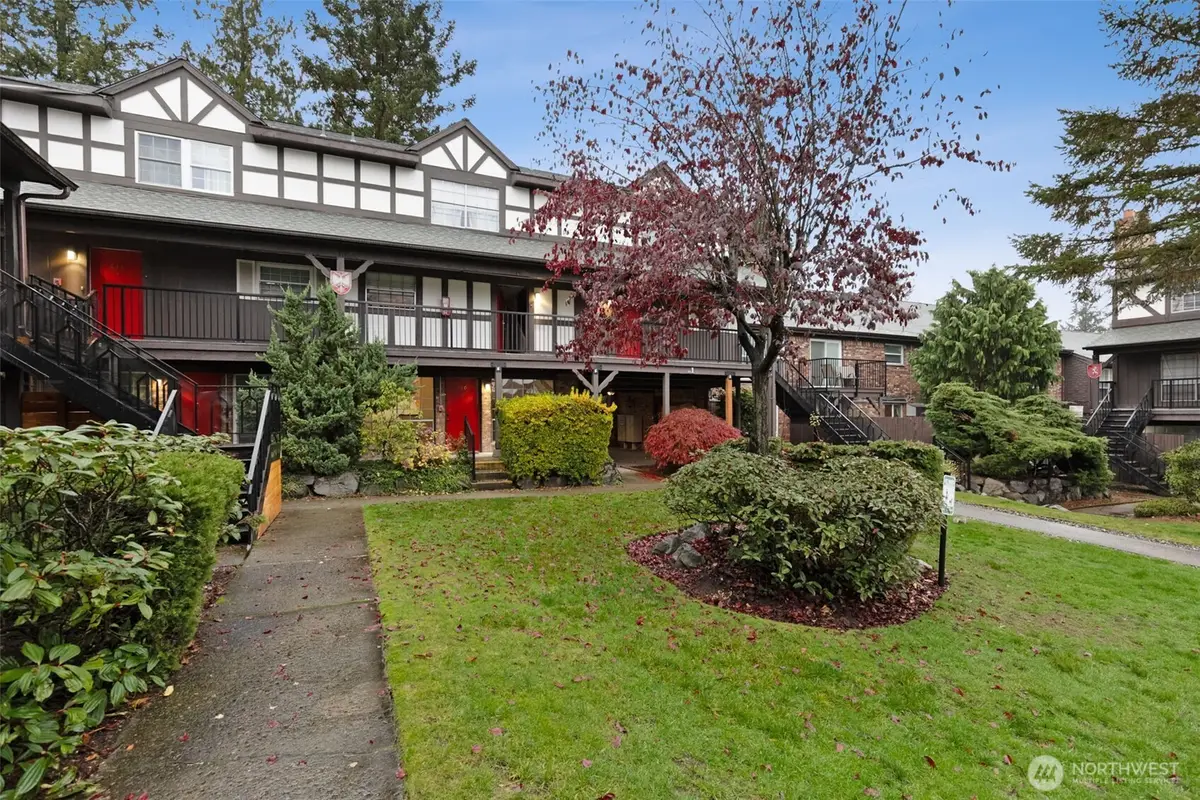 3425 S 176th Street #110, Seatac, WA 98188 - Image #1