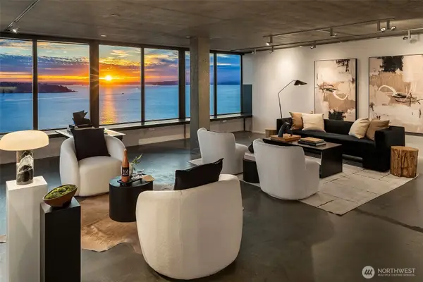 2201 3rd Avenue #2601, Seattle, WA 98121