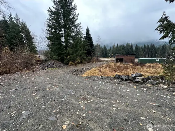 121 Kearny Drive, Snoqualmie Pass, WA 98068