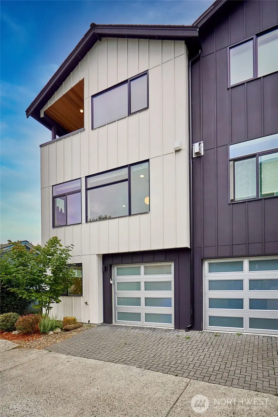 8333 13th Avenue Nw #B, Seattle, WA 98117 - Image #2
