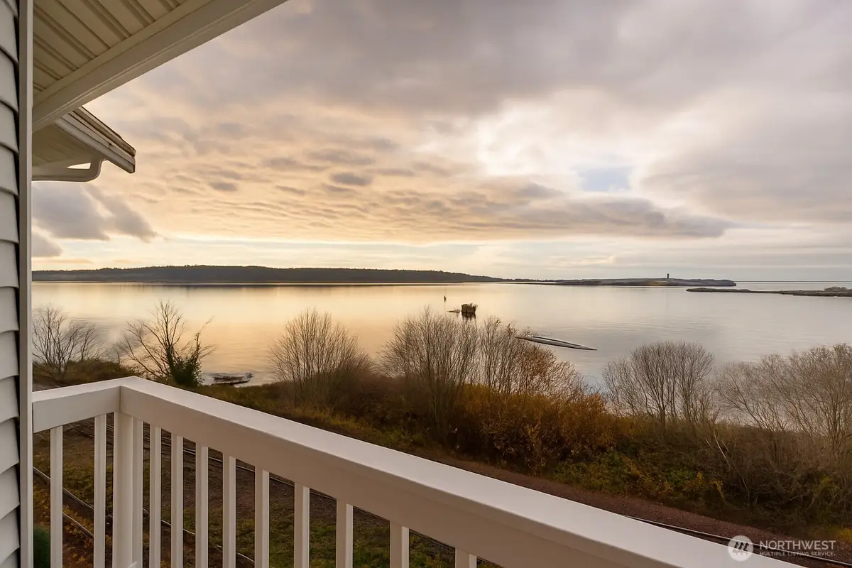 1055 Peace Portal Drive #7, Blaine, WA 98230 - Image #1