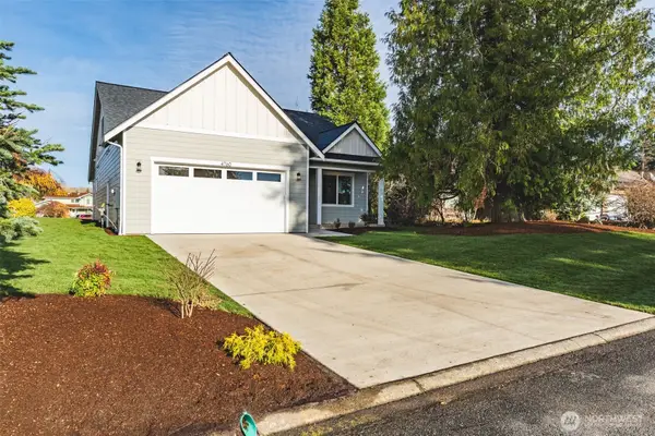 4760 S Golf Course Drive, Blaine, WA 98230