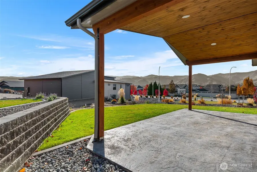 274 Chinook Way, East Wenatchee, WA 98802 - Image #2