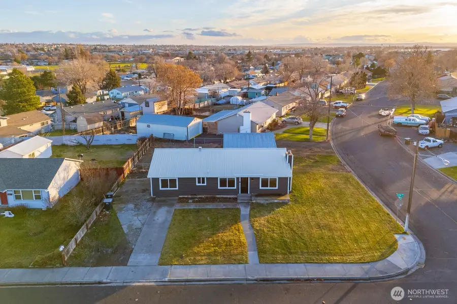 643 W Loop Drive, Moses Lake, WA 99357 - Image #3