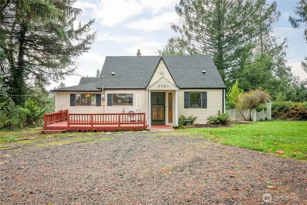 3721 Columbia Heights Road, Longview, WA 98632