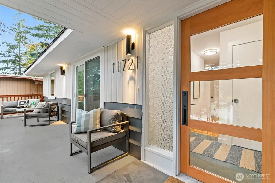 11721 24th Avenue Ne, Seattle, WA 98125 - Image #2