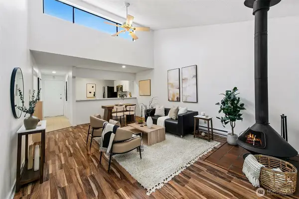 6858 139th Ave Ne #726, Redmond, WA 98052