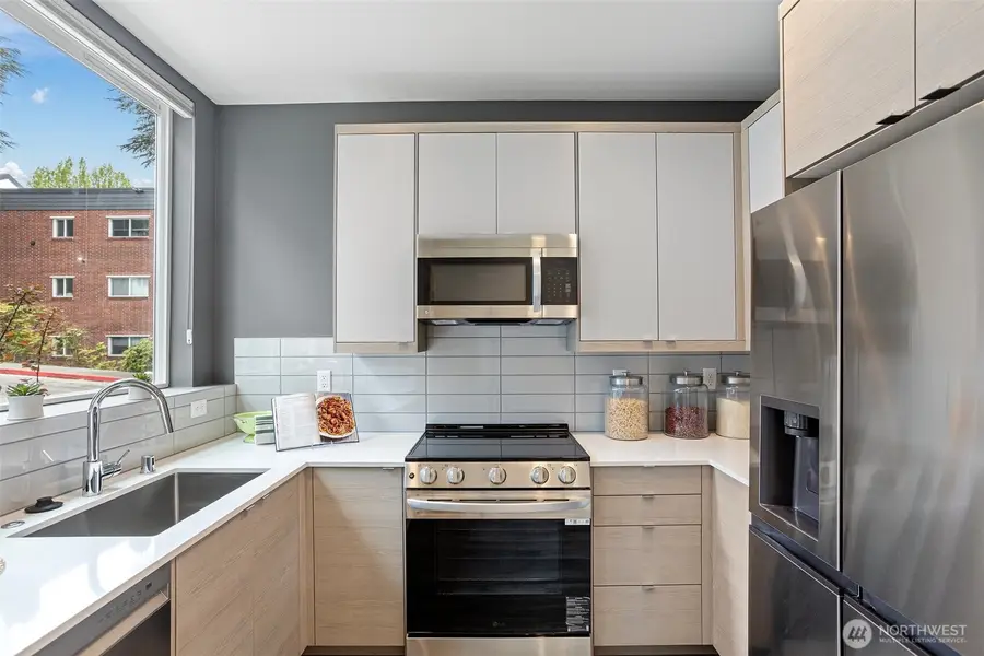 2525 29th Avenue S #E, Seattle, WA 98144 - Image #3