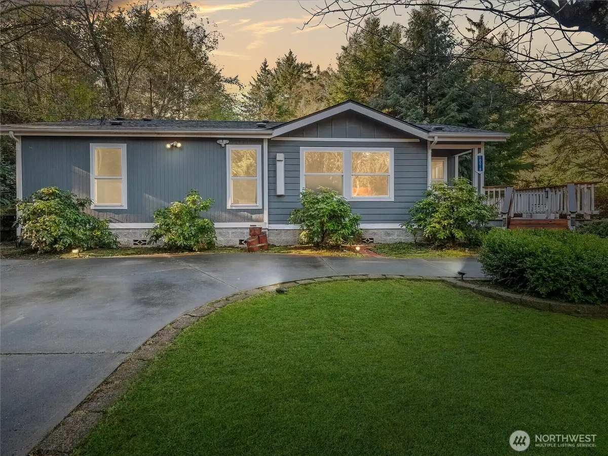 10018 Selma Circle, Anderson Island, WA 98303 - Image #1