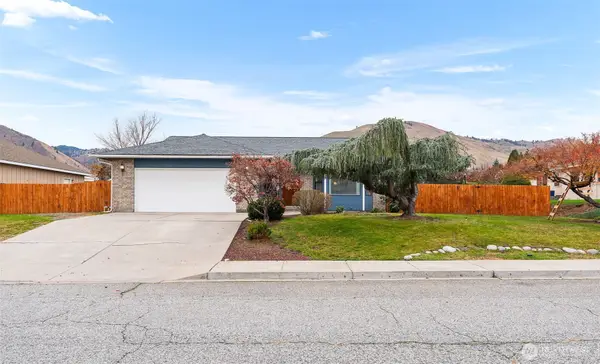 520 Cedar Wood Lane, Wenatchee, WA 98801
