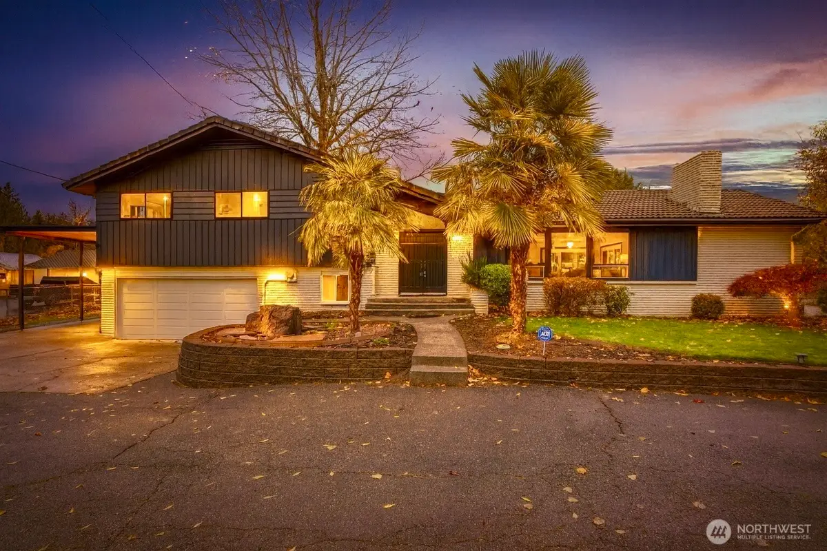 11906 Golden Given Road E, Tacoma, WA 98445 - Image #1