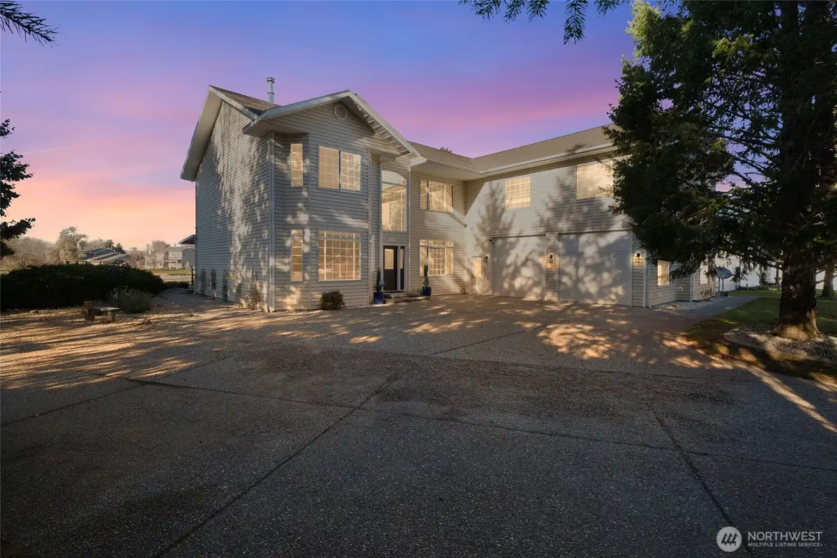 506 S Sandalwood Place, Moses Lake, WA 98837 - Image #1