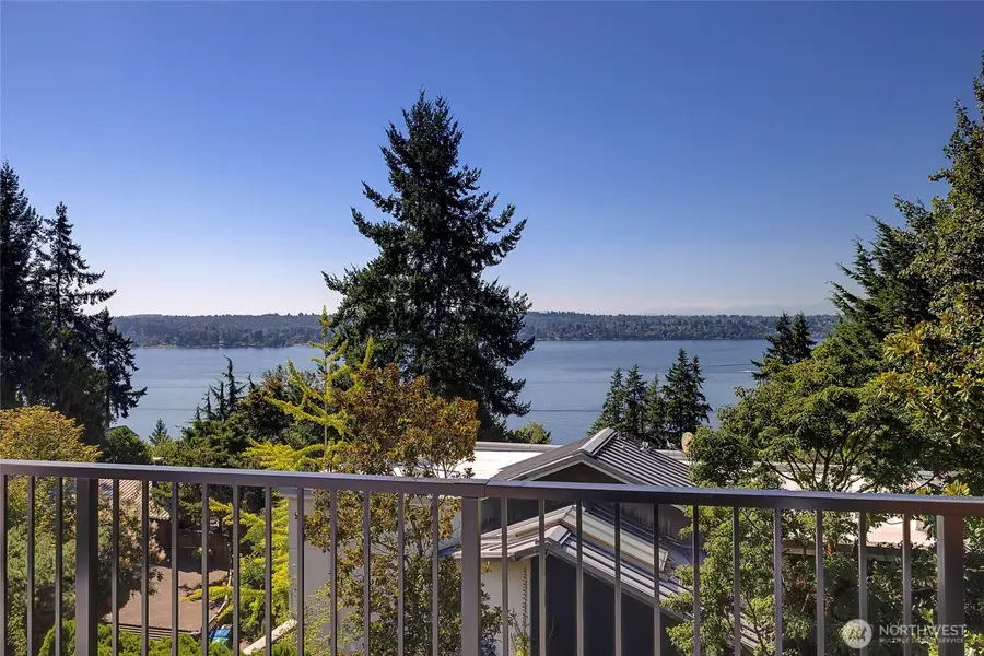 6950 SE Maker Street, Mercer Island, WA 98040 - Image #2