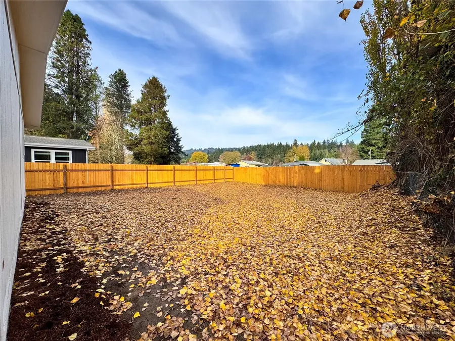 3060 Pennsylvania Street, Longview, WA 98632 - Image #2