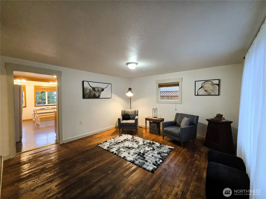 1811 E 3rd Street, Port Angeles, WA 98362 - Image #3