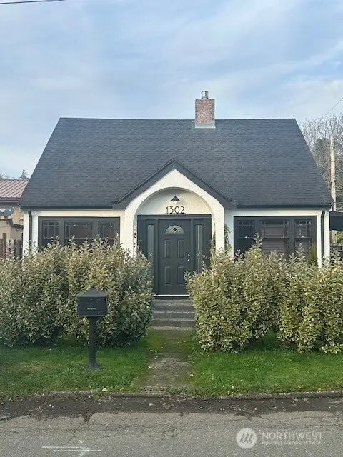 1302 W 5th Street, Aberdeen, WA 98520