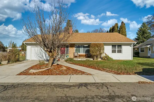 310 W 5th Street, Waitsburg, WA 99361