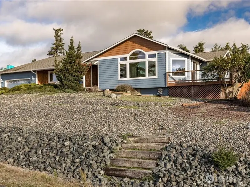 670 El Prado Avenue, Coupeville, WA 98239 - Image #2