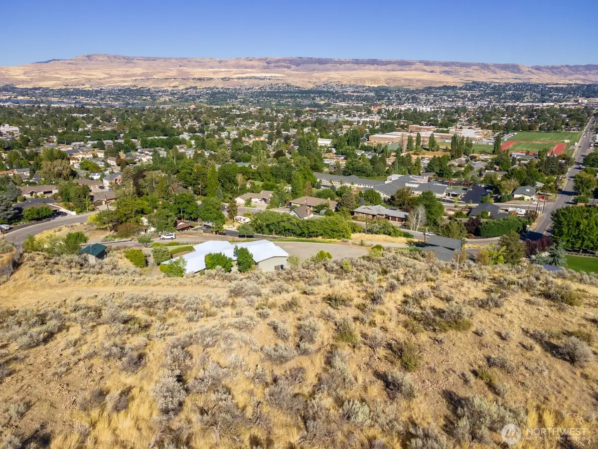 1 Skyline Drive #Lot 3, Wenatchee, WA 98801 - Image #1
