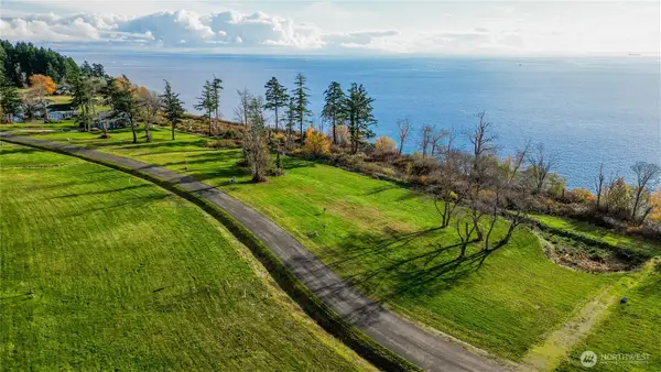 2242 Seabright Loop, Point Roberts, WA 98281