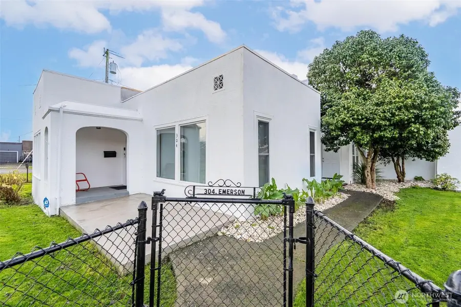 304 Emerson Avenue, Hoquiam, WA 98550 - Image #2