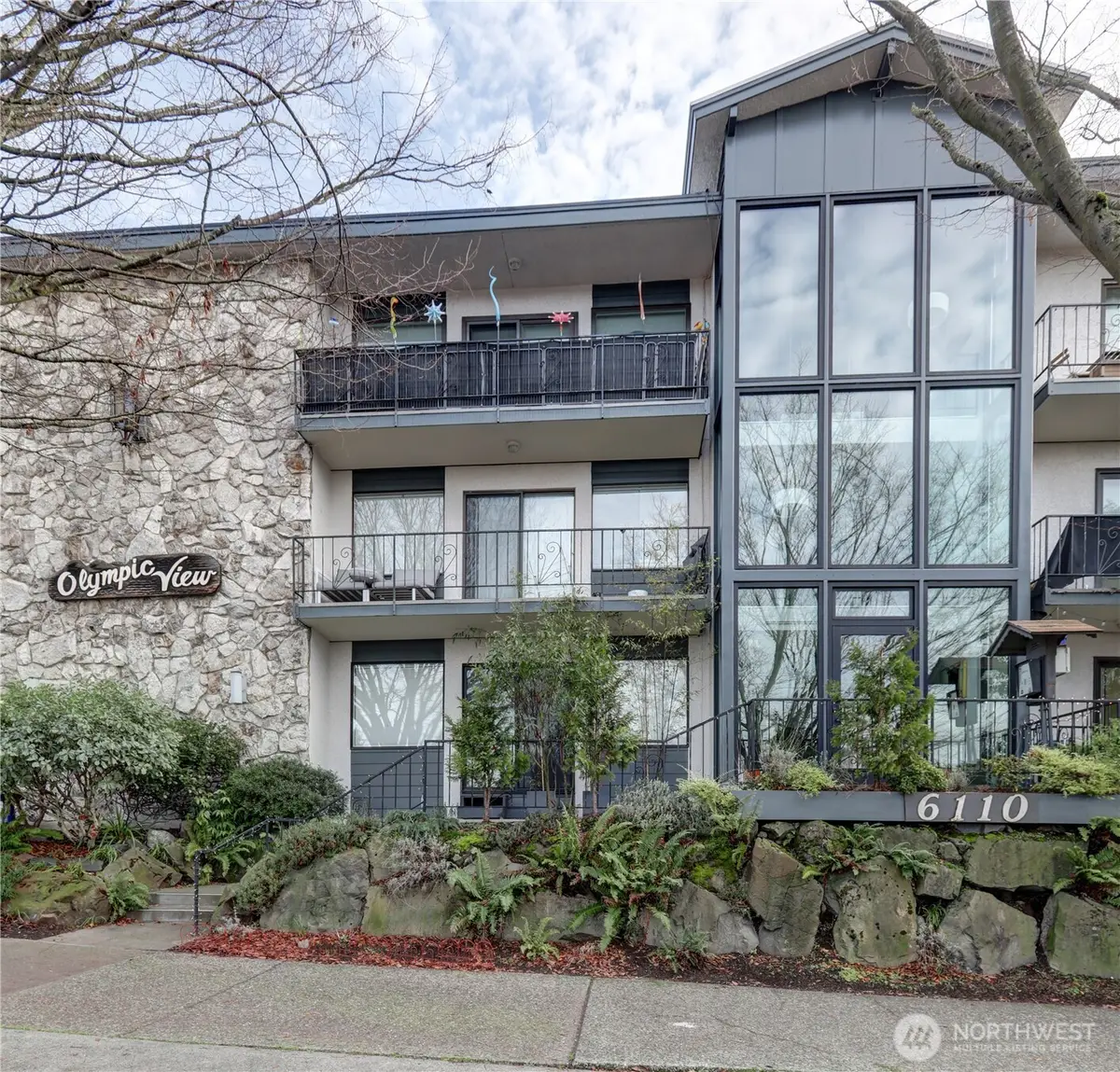 6110 24th Avenue Nw #203, Seattle, WA 98107 - Image #1