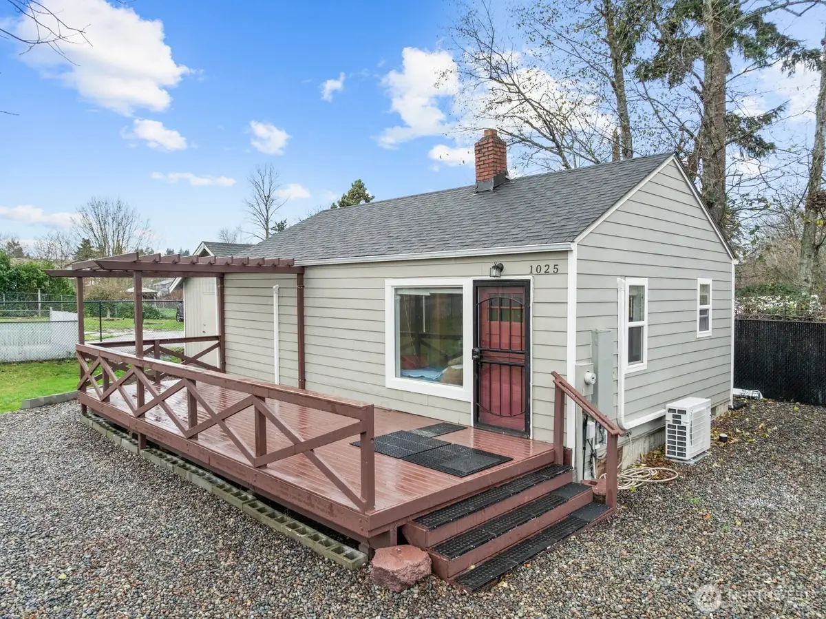 1025 S 84th Street, Tacoma, WA 98444 - Image #1