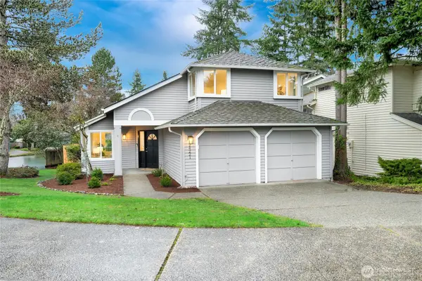24221 SE 38th Place, Sammamish, WA 98029