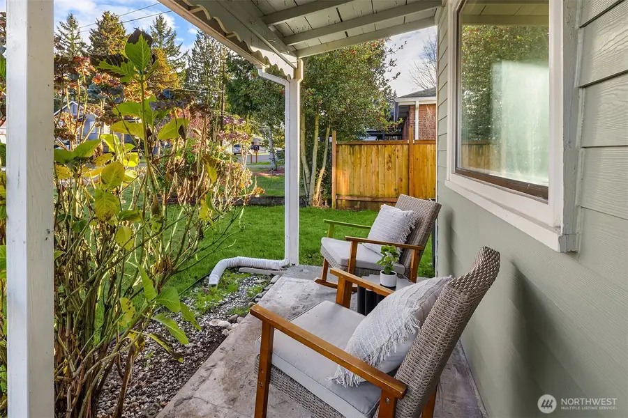 12203 21st Avenue S, Seattle, WA 98168 - Image #2