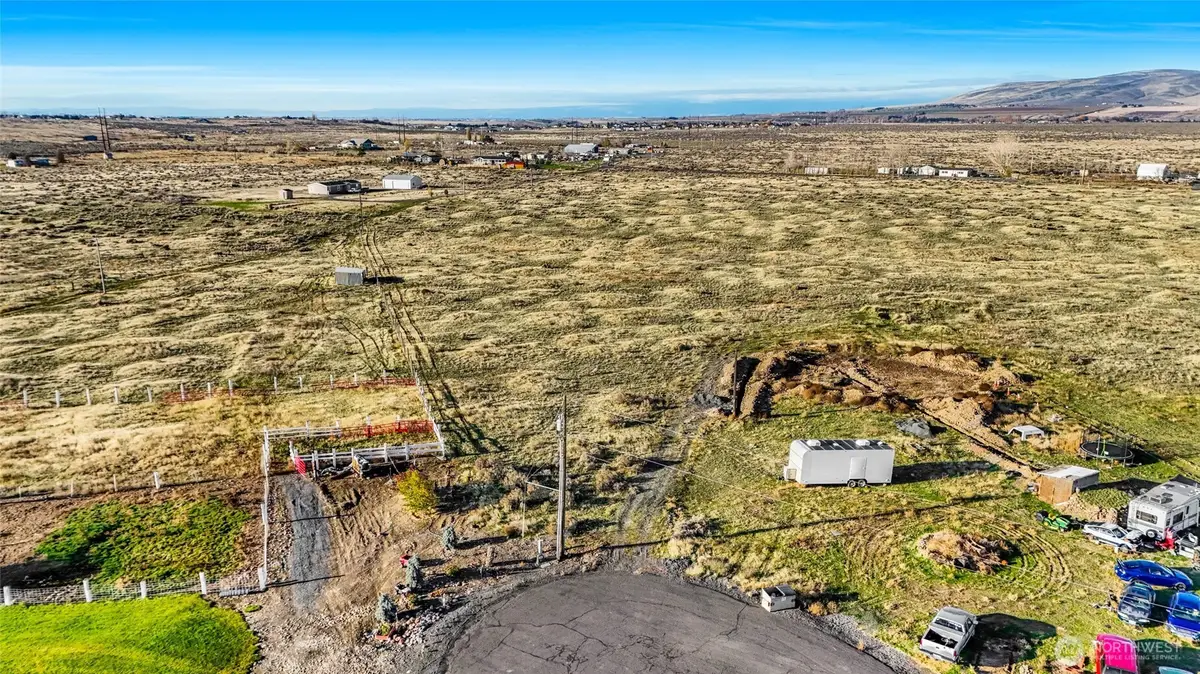 13070 NW Rd A.3 #7, Ephrata, WA 98823 - Image #1