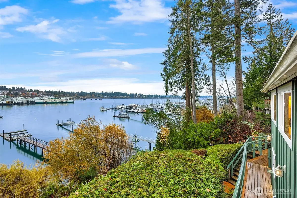 9986 NE Ewing Street, Bainbridge Island, WA 98110 - Image #1