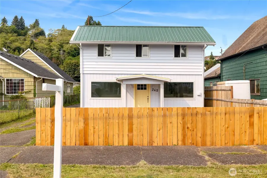 245 Eklund Avenue, Hoquiam, WA 98550 - Image #2