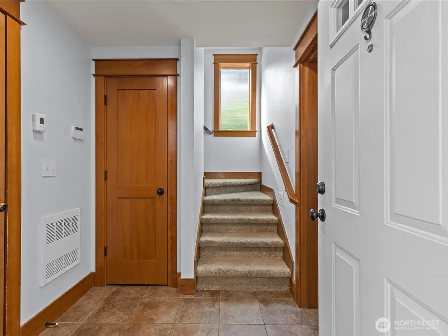 3018 SW Hinds Street, Seattle, WA 98126 - Image #3