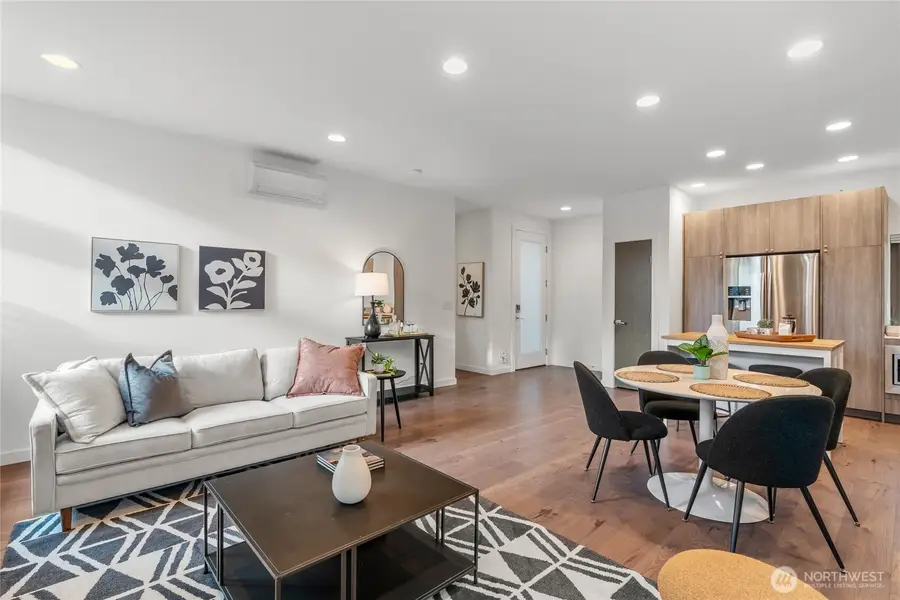 730 25th Avenue S, Seattle, WA 98144 - Image #2