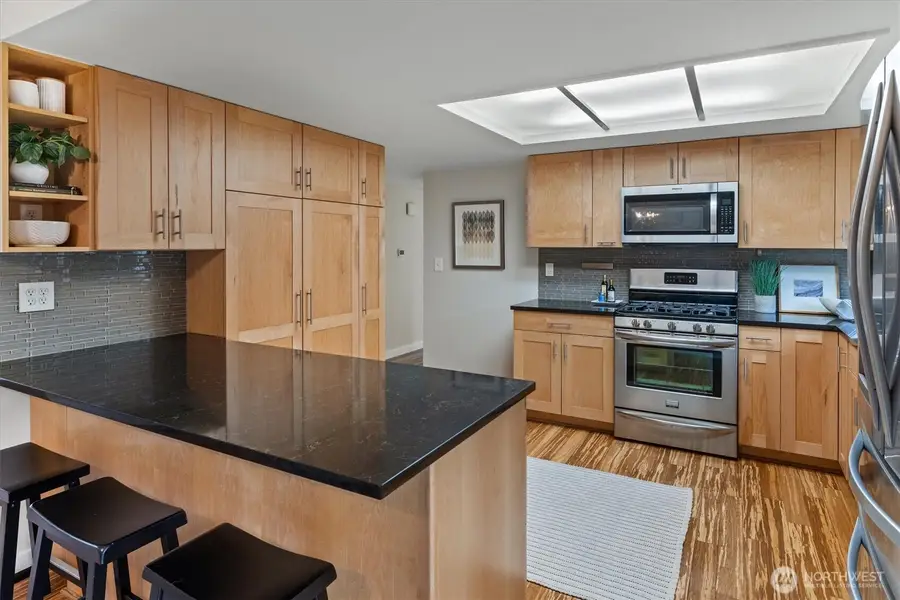 12247 84th Avenue Ne, Kirkland, WA 98034 - Image #3